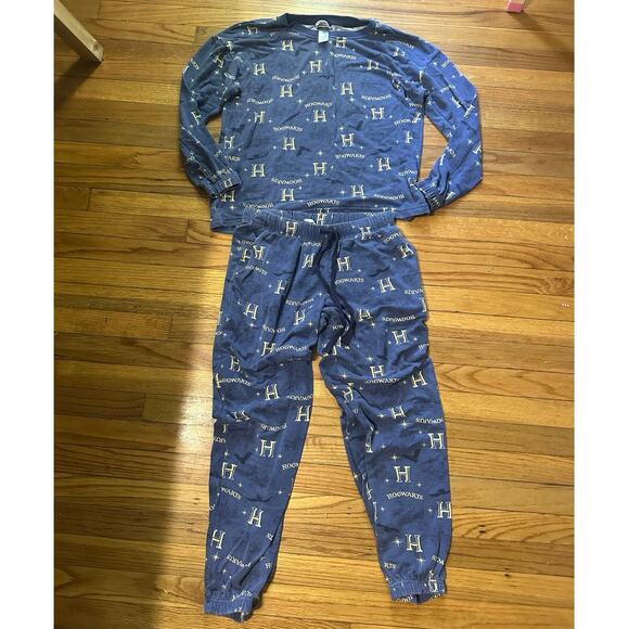 Harry Potter Long-Sleeve Pajama Top & Banded Pajama Pants Set – Size S - Picture 1 of 8